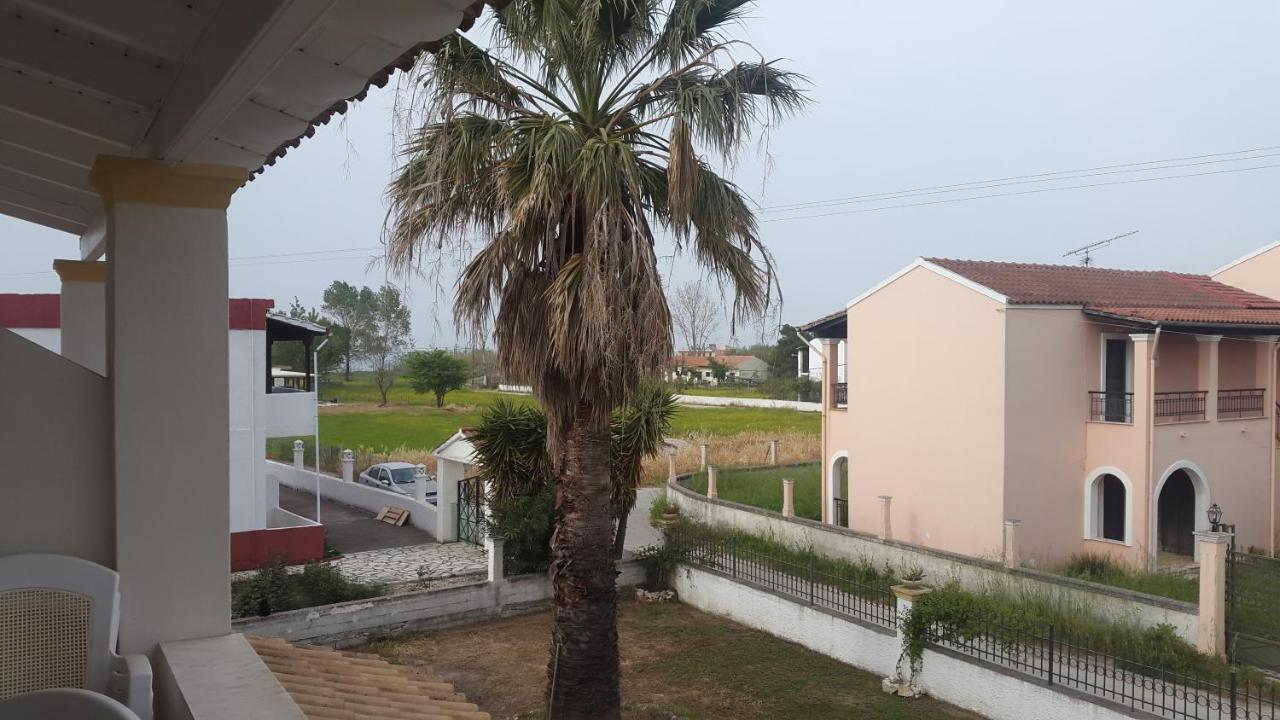 Dolphin Apt & Studios -Next To The Beach Roda  Exterior foto